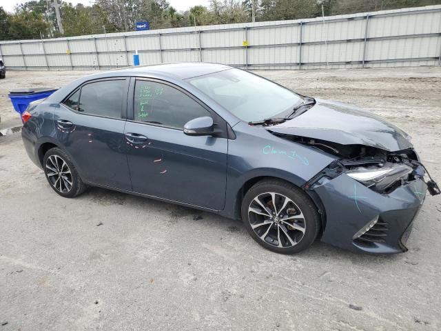 2T1BURHE5JC013089 - 2018 TOYOTA COROLLA L GRAY photo 4