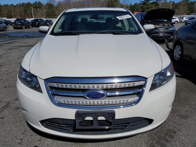 1FAHP2EW8BG162773 - 2011 FORD TAURUS SEL WHITE photo 5