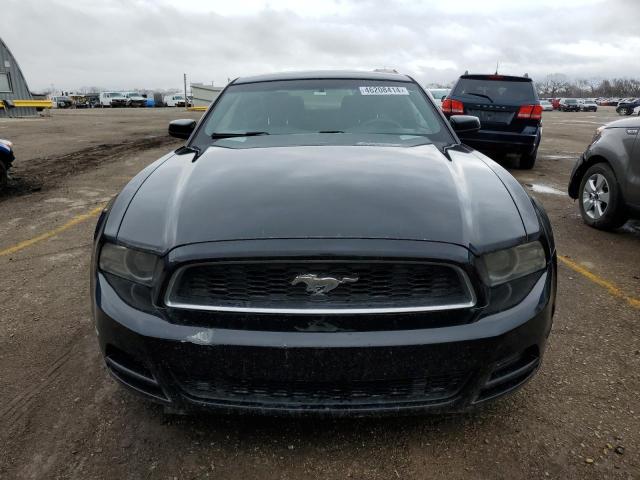 1ZVBP8AM4D5218811 - 2013 FORD MUSTANG BLACK photo 5