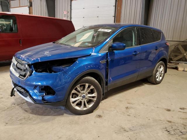 1FMCU9G91HUE52520 - 2017 FORD ESCAPE SE BLUE photo 1