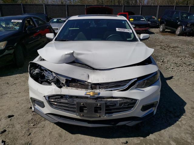 1G1ZE5ST4HF181568 - 2017 CHEVROLET MALIBU LT WHITE photo 5