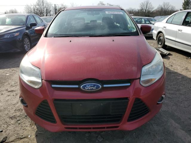 1FAHP3F22CL460472 - 2012 FORD FOCUS SE RED photo 5
