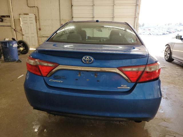 4T1BF1FK2GU528983 - 2016 TOYOTA CAMRY LE BLUE photo 6