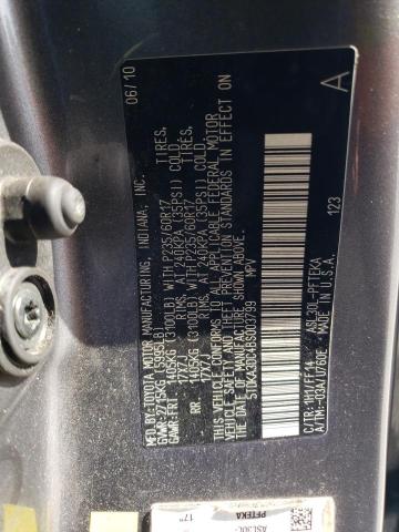 5TDKA3DC4BS003799 - 2011 TOYOTA SIENNA BASE GRAY photo 12