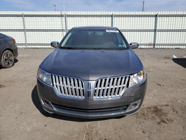 3LNHL2JC2BR770794 - 2011 LINCOLN MKZ GRAY photo 5