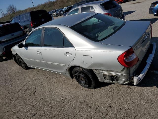 4T1BE32KX3U142522 - 2003 TOYOTA CAMRY 4D 2 LE SILVER photo 2