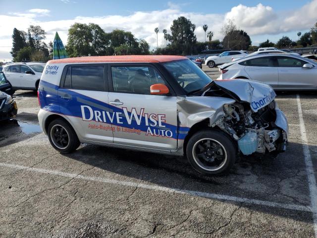 JTLZE4FE2A1112589 - 2010 TOYOTA SCION XB SILVER photo 4