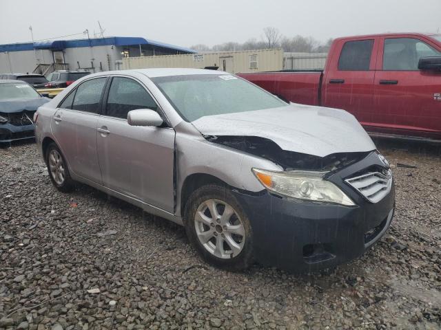 4T1BF3EK9BU711352 - 2011 TOYOTA CAMRY BASE SILVER photo 4