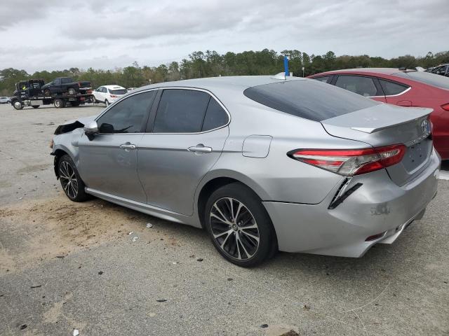 4T1B11HK8KU792794 - 2019 TOYOTA CAMRY L SILVER photo 2