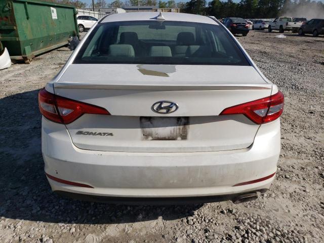 5NPE24AFXGH392556 - 2016 HYUNDAI SONATA SE WHITE photo 6