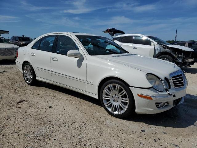 WDBUF56X38B249974 - 2008 MERCEDES-BENZ E 350 WHITE photo 4