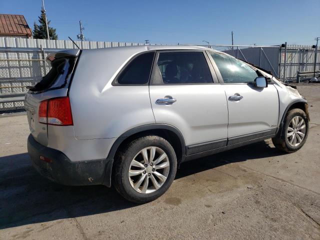 5XYKUCA10BG015696 - 2011 KIA SORENTO EX SILVER photo 3