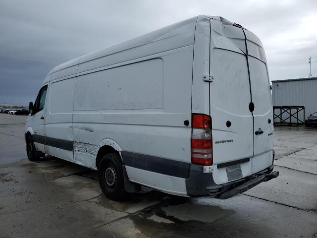 WD3PE8DC0F5987417 - 2015 MERCEDES-BENZ SPRINTER 2500 WHITE photo 2