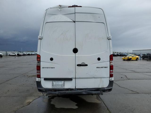 WD3PE8DC0F5987417 - 2015 MERCEDES-BENZ SPRINTER 2500 WHITE photo 6