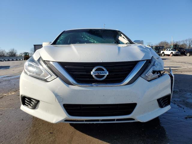 1N4AL3AP1GN332427 - 2016 NISSAN ALTIMA 2.5 WHITE photo 5