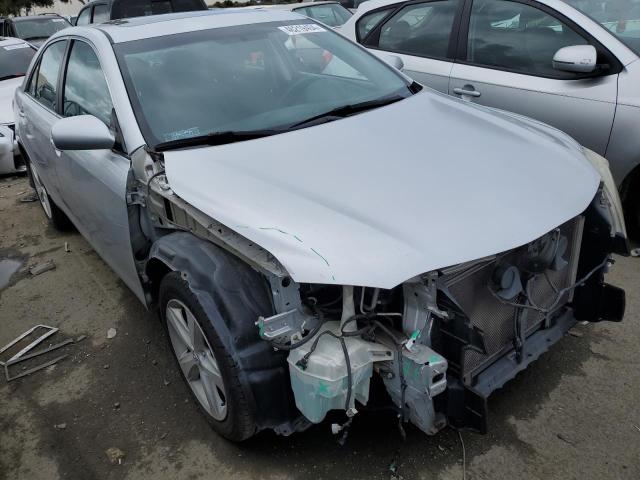 4T1BF3EK2BU647381 - 2011 TOYOTA CAMRY BASE SILVER photo 4