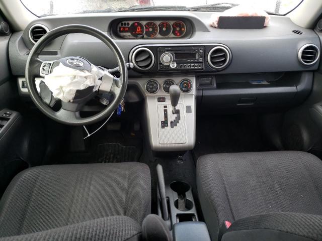 JTLZE4FE7A1099421 - 2010 TOYOTA SCION XB SILVER photo 8