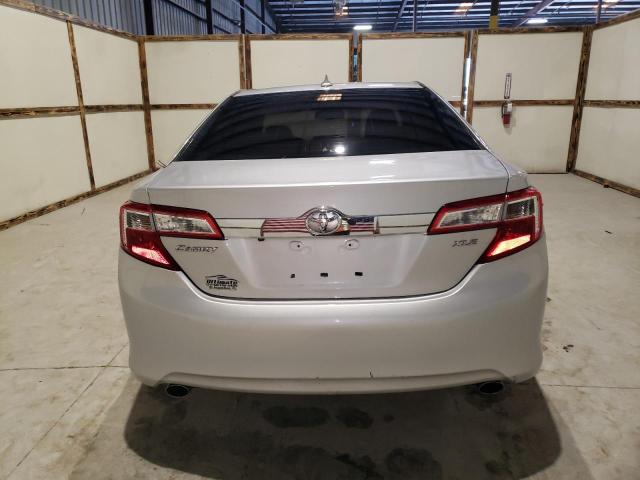 4T1BK1FK2CU517228 - 2012 TOYOTA CAMRY SE SILVER photo 6