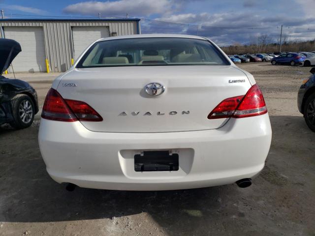 4T1BK36B38U287489 - 2008 TOYOTA AVALON XL WHITE photo 6