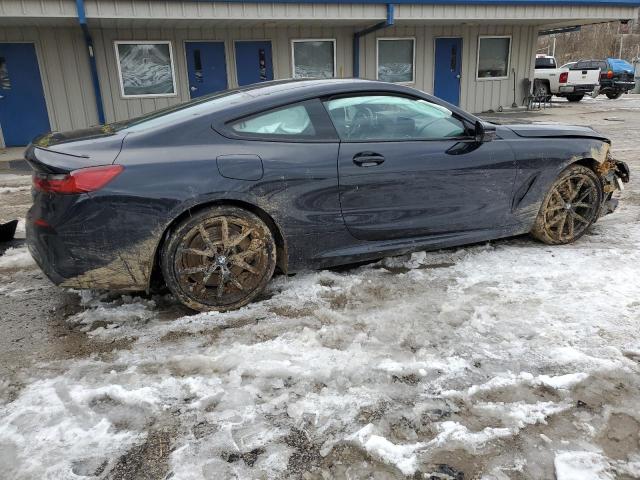 WBAAE4C03PCM06630 - 2023 BMW 840XI BLACK photo 3