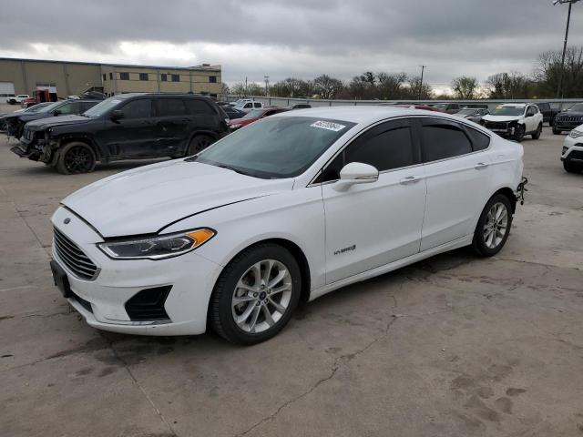 3FA6P0MU0KR185680 - 2019 FORD FUSION SEL WHITE photo 1