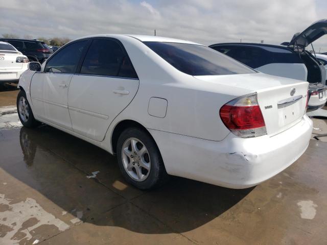 4T1BE32K85U605843 - 2005 TOYOTA CAMRY LE WHITE photo 2