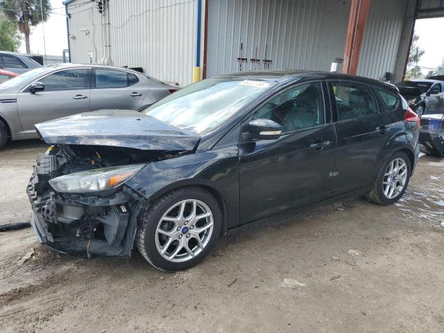 1FADP3K2XFL310666 - 2015 FORD FOCUS SE BLACK photo 1