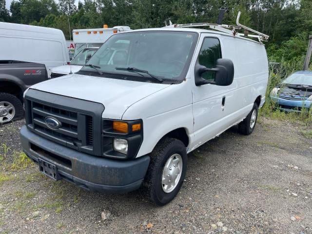 1FTNE2EW8DDA81361 - 2013 FORD ECONOLINE E250 VAN WHITE photo 2