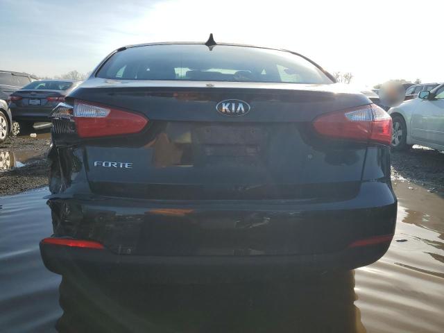 KNAFK4A64F5436549 - 2015 KIA FORTE LX BLACK photo 6