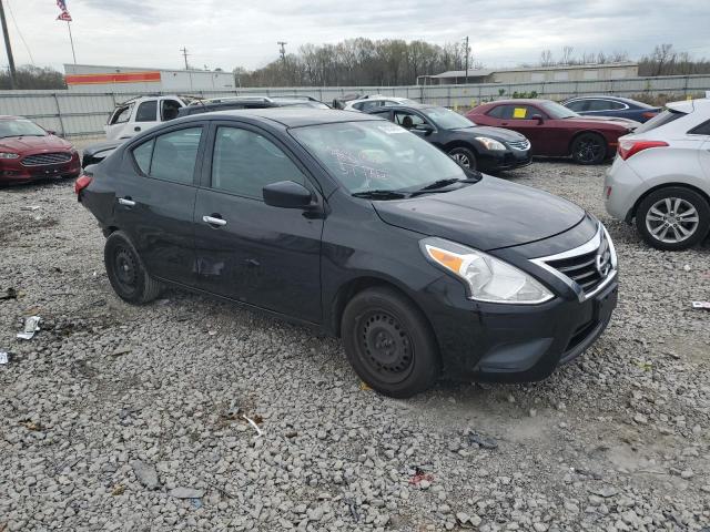 3N1CN7AP8JL851747 - 2018 NISSAN VERSA S BLACK photo 4