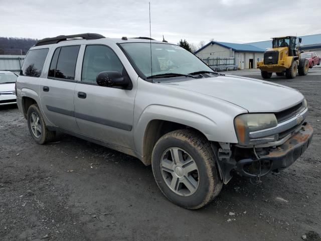 1GNET16S456180669 - 2005 CHEVROLET TRAILBLAZE EXT LS SILVER photo 4