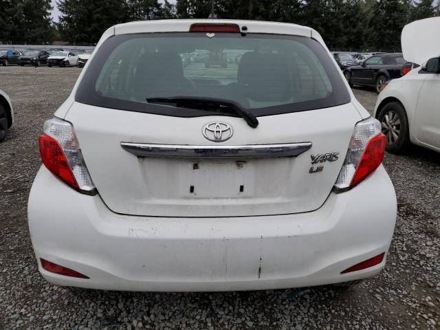 JTDKTUD39CD502630 - 2012 TOYOTA YARIS WHITE photo 6