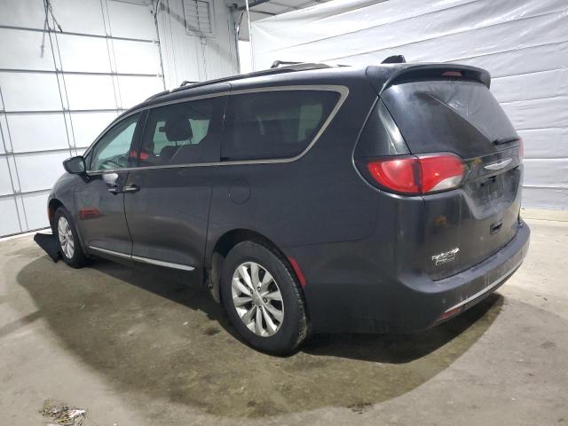 2C4RC1BG1JR357368 - 2018 CHRYSLER PACIFICA TOURING L GRAY photo 2