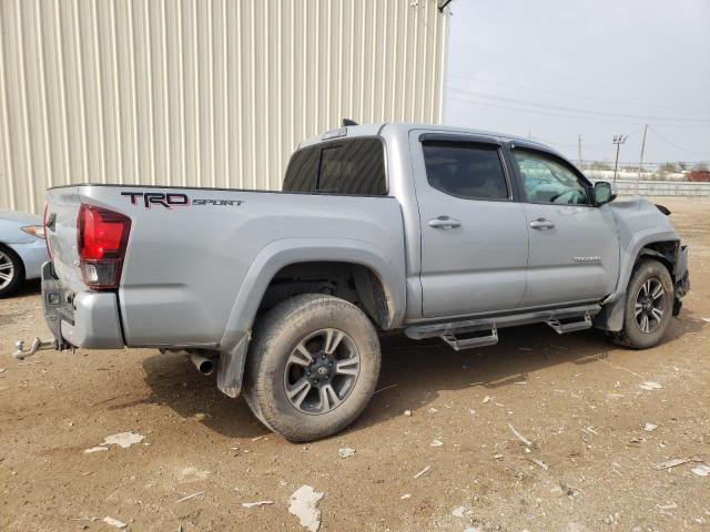 3TMAZ5CN1JM077876 - 2018 TOYOTA TACOMA DOUBLE CAB SILVER photo 3