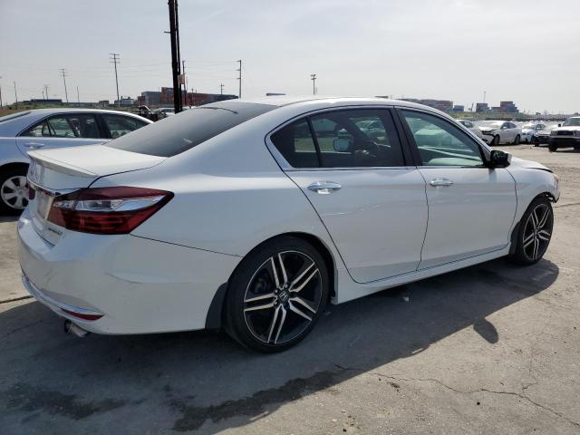 1HGCR2F51HA072267 - 2017 HONDA ACCORD SPORT WHITE photo 3