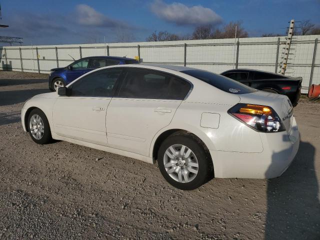 1N4AL21E19N480735 - 2009 NISSAN ALTIMA 2.5 WHITE photo 2