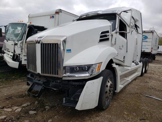 5KJJBHDR2NLNH7834 - 2022 WESTERN STAR/AUTO CAR 5700 XE WHITE photo 2