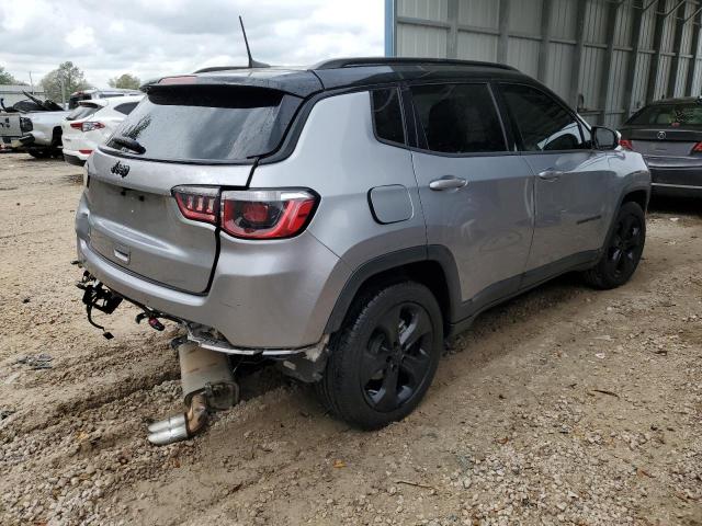 3C4NJCBB3JT486620 - 2018 JEEP COMPASS LATITUDE GRAY photo 3