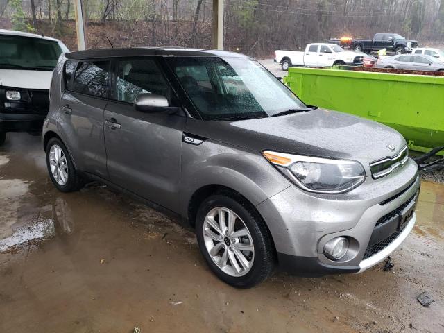 KNDJP3A53H7421760 - 2017 KIA SOUL + GRAY photo 4