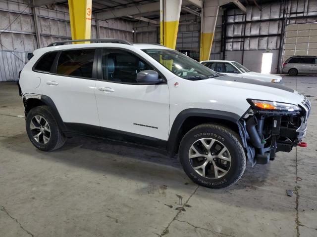 1C4PJMBS5HD220871 - 2017 JEEP CHEROKEE TRAILHAWK WHITE photo 4