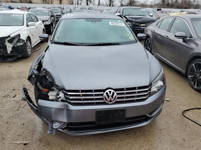 1VWBV7A34FC079253 - 2015 VOLKSWAGEN PASSAT SE GRAY photo 5