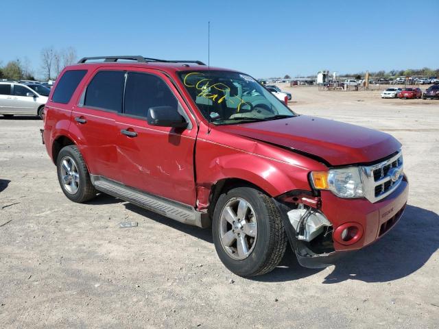 1FMCU0DG3AKD48689 - 2010 FORD ESCAPE XLT RED photo 4