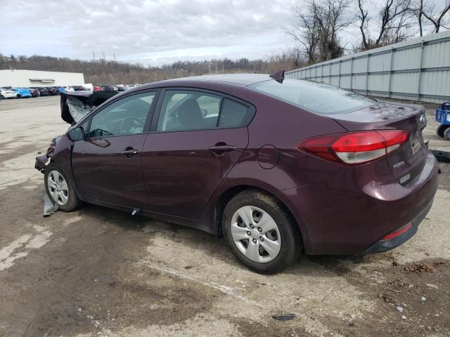 3KPFK4A71JE250878 - 2018 KIA FORTE LX BURGUNDY photo 2