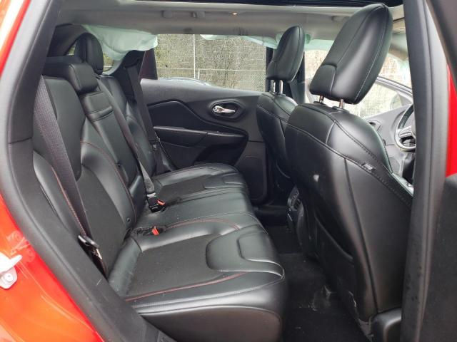 1C4PJMBX8KD374977 - 2019 JEEP CHEROKEE TRAILHAWK RED photo 11