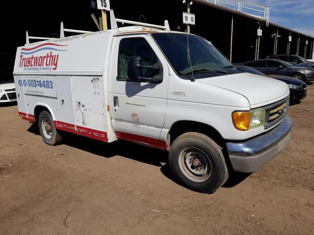 1FDSE35LX3HA74574 - 2003 FORD ECONOLINE E350 SUPER DUTY CUTAWAY VAN WHITE photo 4