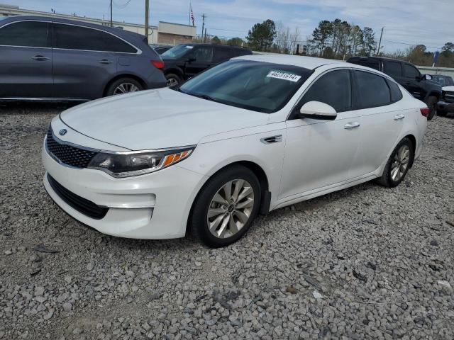 5XXGU4L33JG224279 - 2018 KIA OPTIMA EX WHITE photo 1