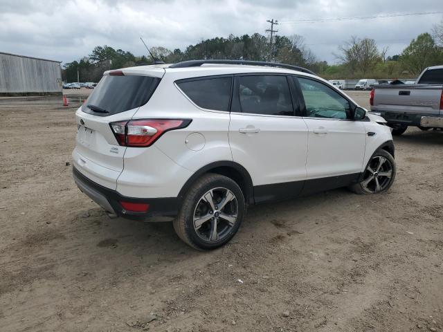 1FMCU0HD0JUC16980 - 2018 FORD ESCAPE SEL WHITE photo 3