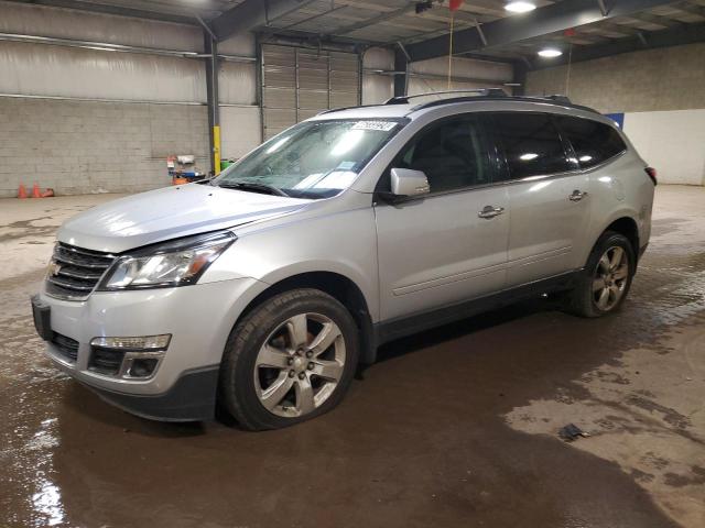 1GNKRGKD1HJ349785 - 2017 CHEVROLET TRAVERSE LT SILVER photo 1