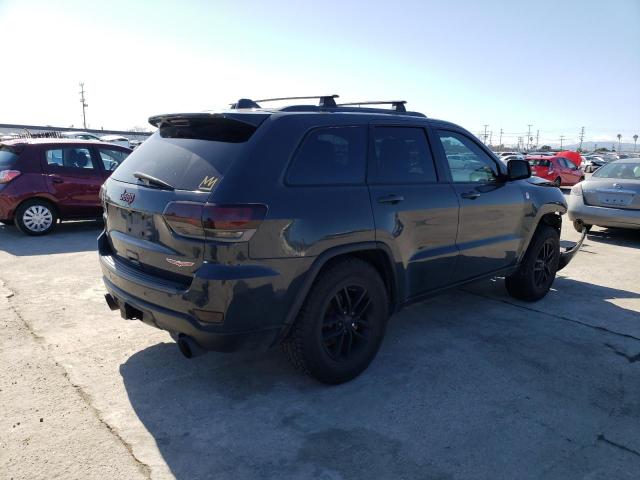 1C4RJFLG3JC220698 - 2018 JEEP GRAND CHER TRAILHAWK GRAY photo 3