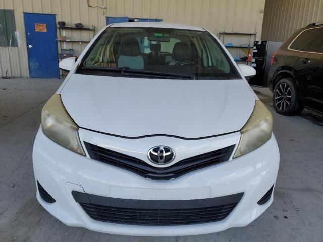 JTDKTUD39ED576553 - 2014 TOYOTA YARIS WHITE photo 5